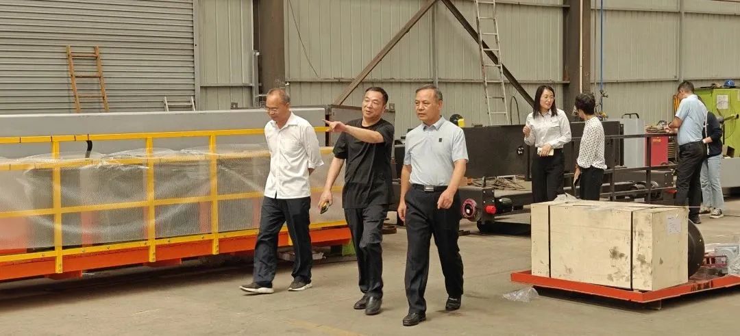 熱烈歡迎省市場(chǎng)監(jiān)督管理局認(rèn)證處史明甫處長(zhǎng)等一行蒞臨東起集團(tuán)考察調(diào)研！